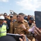 Wali Kota Makassar, Munafri Arifuddin meninjau langsung progres pembenahan dan penimbunan di kawasan TPA Antang, Kecamatan Manggala, Selasa (9/6/2026)