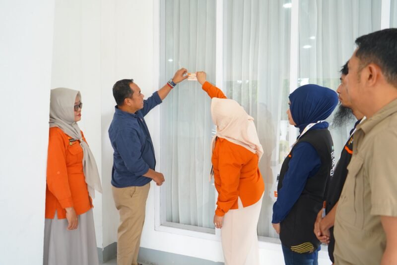 Bupati Wajo, Andi Rosman, resmi menjadi responden pertama dalam pelaksanaan Sensus Ekonomi (SE) 2026 yang digelar oleh Badan Pusat Statistik (BPS) Kabupaten Wajo