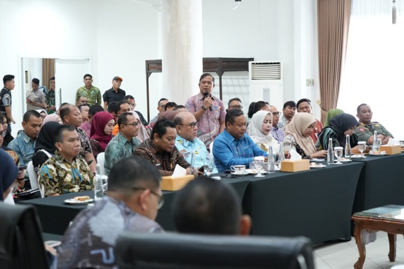 Rapat Koordinasi Pengamanan dan Penyelenggaraan IGS Tour Makassar di Baruga Anging Mamiri Rumah Jabatan Walikota Makassar, Kamis/06/2026)