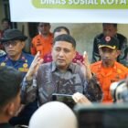 Wali Kota Makassar, Munafri Arifuddin, meninjau langsung lokasi kebakaran sekaligus menemui warga terdampak di Jalan Sultan Alauddin III, RT 01/RW 05, Kelurahan Mangasa, Kecamatan Tamalate, Kamis (18/6/2026)