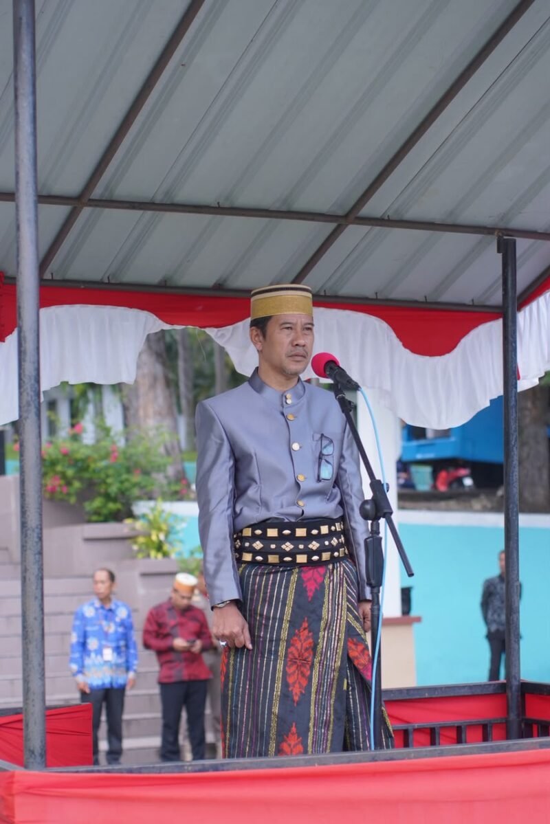 Pemerintah Kabupaten (Pemkab) Wajo menggelar Upacara Peringatan Hari Keluarga Nasional (Harganas) ke-33 Tingkat Kabupaten Wajo pada Senin pagi (29/6/2026)