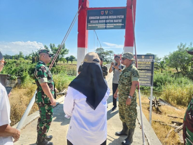 Komandan Korem (Danrem) 141/Toddopuli, Brigjen TNI Andre Clift Rumbayan, S.Sos., M.M., melakukan kunjungan kerja ke wilayah Kodim 1406/Wajo, Rabu (1/7/2026)