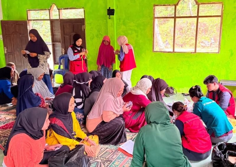 Berlokasi di Desa Leppangeng, Kecamatan Pitu Riase, Kabupaten Sidenreng Rappang (Sidrap), tim mahasiswa sukses menggelar kegiatan Cek Kesehatan Gratis (CKG) yang dimanfaatkan oleh 70 warga setempat pada Jumat (24/7/2026)