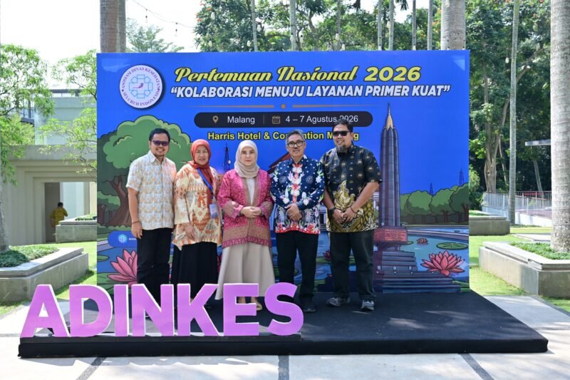 Sekretaris Dinas Kesehatan Kota Makassar, dr. H. Asyarie Ahmad medampingi Wakil Wali Kota Makassar, Aliyah Mustika Ilham menghadiri Forum Koordinasi Nasional ADINKES di Malang Jawa Timur, (06/7/2026)