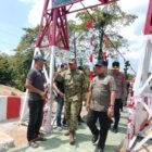 Bupati Wajo H. Andi Rosman bersama Dandim 1406/Wajo Letkol Inf. Harianto  meresmikan Jembatan Garuda Merah Putih pada Kamis (13/8/2026)