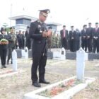 Menjelang peringatan Hari Ulang Tahun (HUT) ke-81 Kemerdekaan Republik Indonesia, jajaran Forum Koordinasi Pimpinan Daerah (Forkopimda) Kabupaten Wajo menggelar Ziarah Nasional di Taman Makam Pahlawan (TMP) Empagae, Desa Assorajang, Kecamatan Tanasitolo, Minggu (16/8/2026)