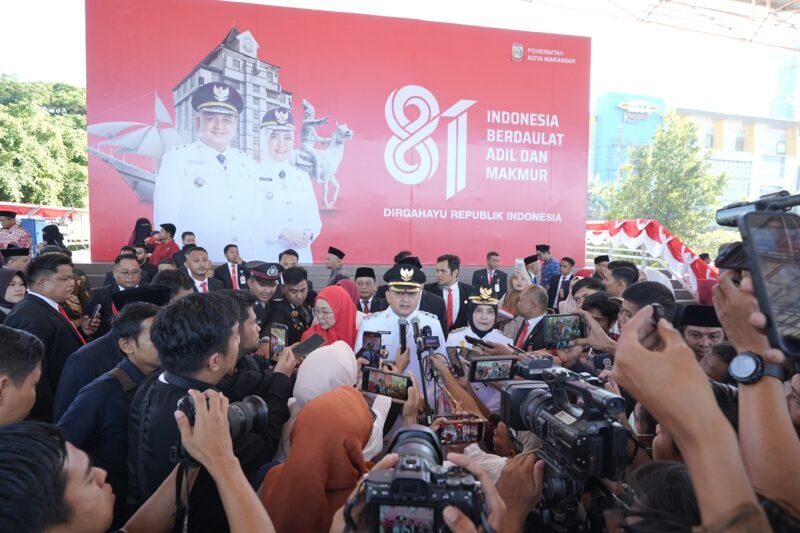 Wali Kota Makassar, Munafri Arifuddin memberikan keterangan pers terkait peluncurkan program