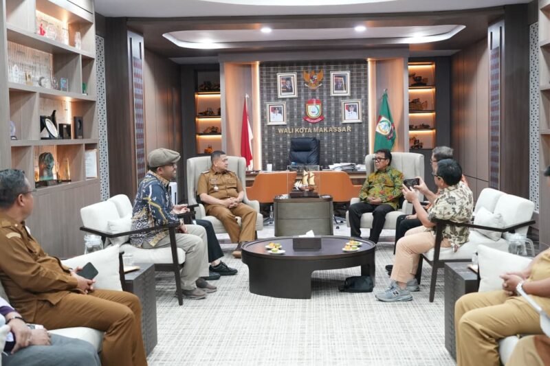 MKPD Center for Information Development Studies (CIDES) Ikatan Cendekiawan Muslim se-Indonesia (ICMI) Orwil Sulawesi Selatan bertemu Wali Kota Makassar, Munafri Arifuddin, di Kantor Balai Kota Makassar, Selasa (18/8/2026)