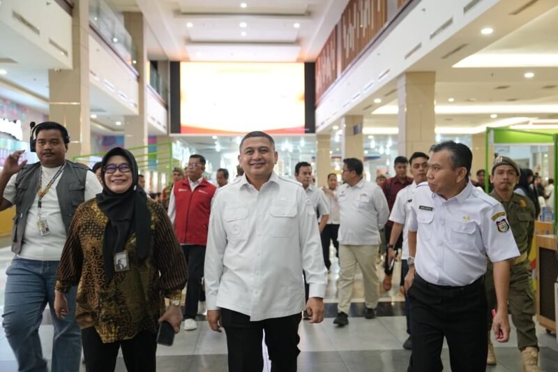 Wali Kota Makassar, Munafri Arifuddin resmi membuka Makassar Job Fair 2026 di Mall Phinisi Point, Rabu (19/8/2026)