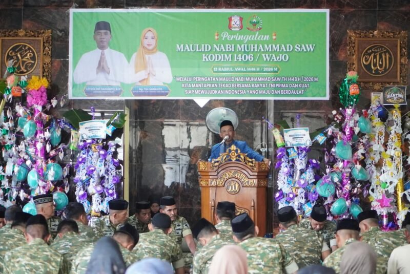 Kodim 1406/Wajo menggelar peringatan Maulid Nabi Muhammad SAW 1448 H/2026 M di Masjid Al-Ikhlas Makodim 1406/Wajo, Jalan Kejaksaan, Kelurahan Bulupabbulu, Kecamatan Tempe, Kabupaten Wajo, Jumat (4/9/2026)