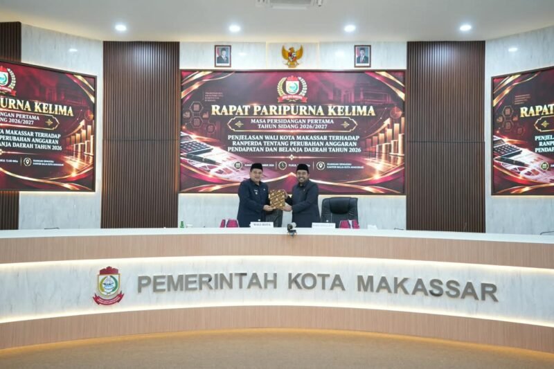 Wali Kota Makassar, Munafri Arifuddin bersama DPRD Kota Makassar menggelar Rapat Paripurna di Ruang Sipakatau Lantai 2 Kantor Wali Kota Makassar, Jumat, (25/9/2026)