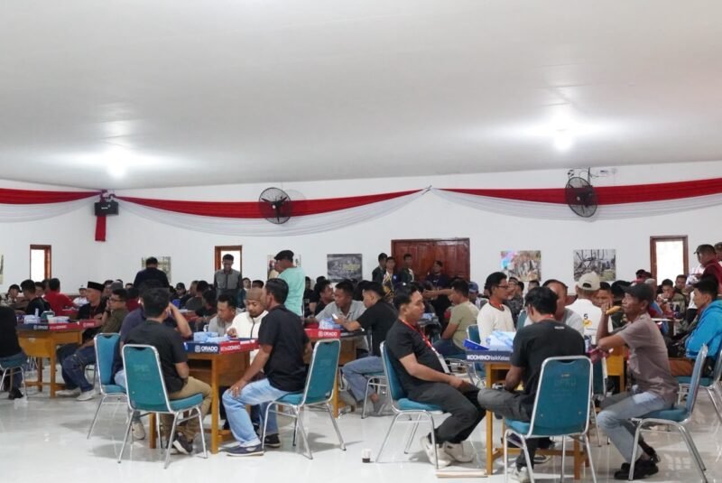 Semarak peringatan HUT ke-81 TNI Tahun 2026 di Kabupaten Wajo semakin meriah dengan digelarnya Open Tournament Domino Orado (101) Piala Panglima TNI