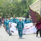 Dinas Komunikasi Informatika dan Statistik (Diskominfotik) Kabupaten Wajo kembali menorehkan prestasi. Kali ini, dinas yang dipimpin Andi Musdalifah itu menyabet penghargaan Best Costume dalam Sengkang Silk Karnaval 2026 antar-Organisasi Perangkat Daerah (OPD) Pemerintah Kabupaten Wajo