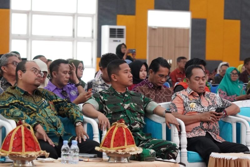 Dandim 1406/Wajo Letkol Inf Harianto, S.I.P. menghadiri Seminar Perlindungan Anak Tingkat Kabupaten Wajo Tahun 2026 yang mengusung tema “Kolaborasi Lintas Sektor dalam Pencegahan dan Penanganan Kekerasan Seksual Terhadap Anak”, Kamis (8/10/2026)