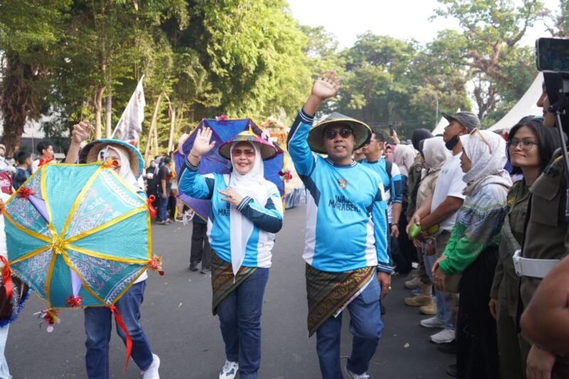 Kabupaten Wajo kembali mengukir prestasi membanggakan di tingkat Provinsi Sulawesi Selatan. Kabupaten Wajo berhasil meraih Juara II dalam ajang Kirab Swasembada Pangan yang digelar dalam rangka memperingati Hari Jadi ke-357 Sulawesi Selatan