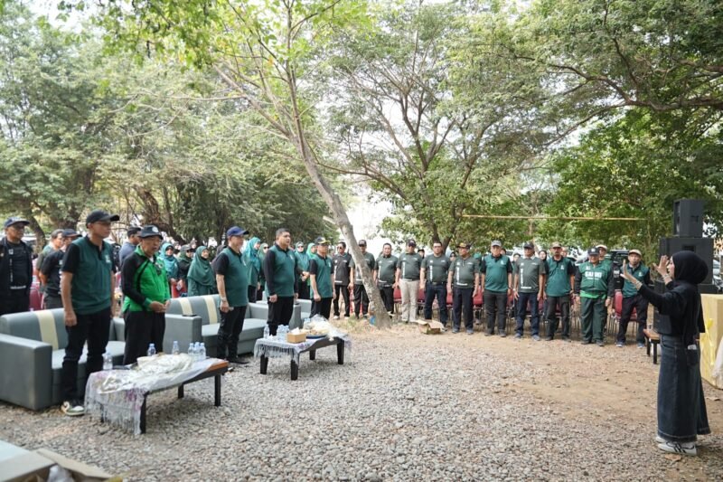 Wali Kota Makassar, Munafri Arifuddin, menghadiri Perayaan Milad ke-60 Korps Alumni Himpunan Mahasiswa Islam (KAHMI) yang digelar oleh Majelis Daerah KAHMI Kota Makassar di Pantai Indah Bosowa, Sabtu (24/10/2026)