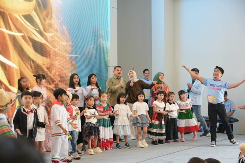 Munafri - Aliyah menghadiri kegiatan United Nations Day bertajuk Hoppy Little Water Detectives yang diselenggarakan HOPLiN Preschool Makassar di Summarecon Mutiara Makassar Convention Center, Sabtu (24/10/2026)