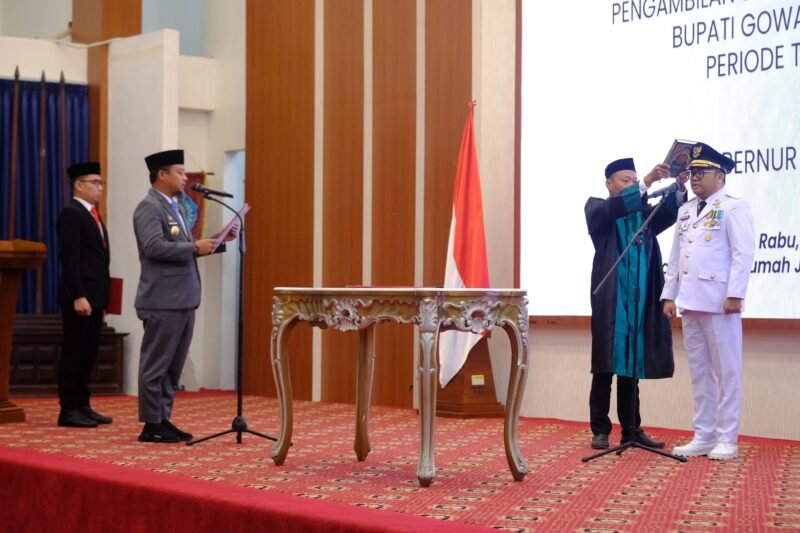 Darmawangsyah resmi dilantik oleh Gubernur Sulawesi Selatan di Baruga Asta Cita, Rumah Jabatan Gubernur Sulawesi Selatan, Makassar, Rabu (28/10/2026)